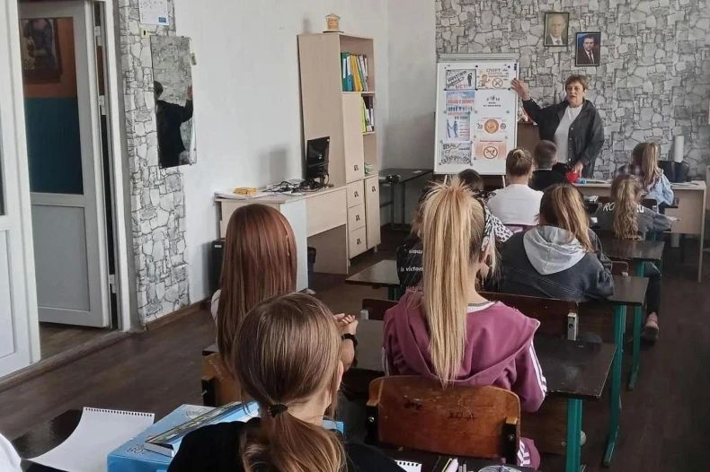 В пгт Бирюково прошёл час общения о вреде наркотиков