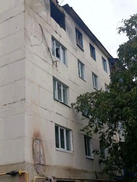 Дрон ВФУ атаковал многоквартирный дом в Первомайске