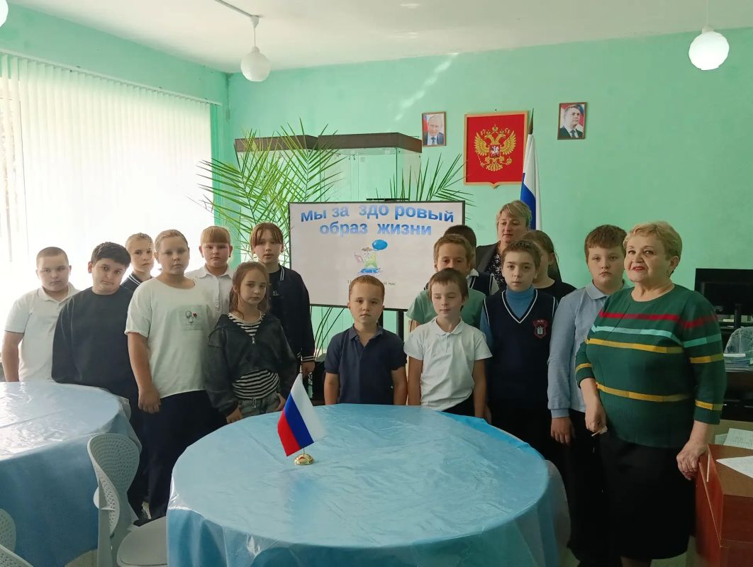 В Кировском историко-художественном музее состоялось мероприятие - Час полезных советов «Живи активно! Думай позитивно!» для учащихся 4-го класса Кировского УВК №2