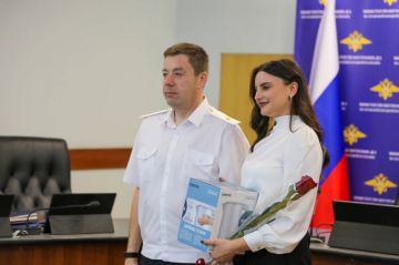 Профессионализм, ответственность и преданность службе: сотрудники Информационного центра отмечены ведомственными наградами