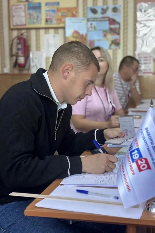 Поздравляем Юрия Юречко с победой во Всероссийском конкурсе «Учитель года России»