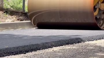 На улице Молодёжной в Молодогвардейске обновили дорожное покрытие