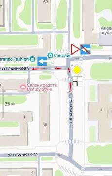 Госавтоинспекция информирует об изменении порядка движения на одном из перекрёстков Луганска