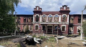 На территории Старобельского колледжа создадут мемориал в память о погибших студентах