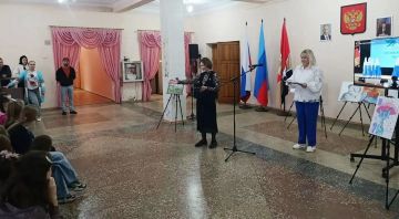 В Культурно-досуговом центре города Алчевска (ДК Химик) состоялся День открытых дверей, который объединил всех, кто интересуется творческой жизнью учреждения