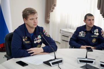 Объединяя сердца и опыт: онлайн-конференция ко Дню воссоединения с участием добровольцев ВСКС