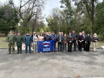 30 сентября, в День воссоединения Луганской и Донецкой Народных Республик, Херсонской и Запорожской областей с Российской Федерацией, на площади Героев Великой Отечественной войны в Красном Луче состоялась торжественная...