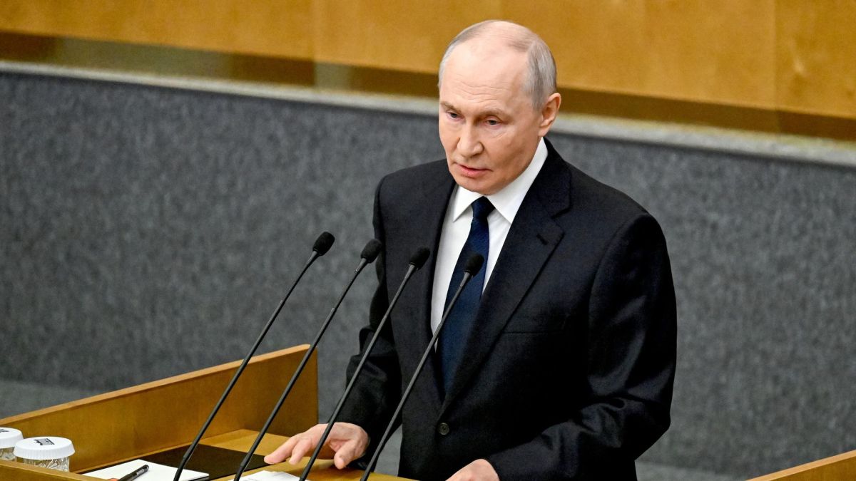 "Нас не сломить и не запугать никому": Путин выступил на первом заседании Госдумы девятого созыва