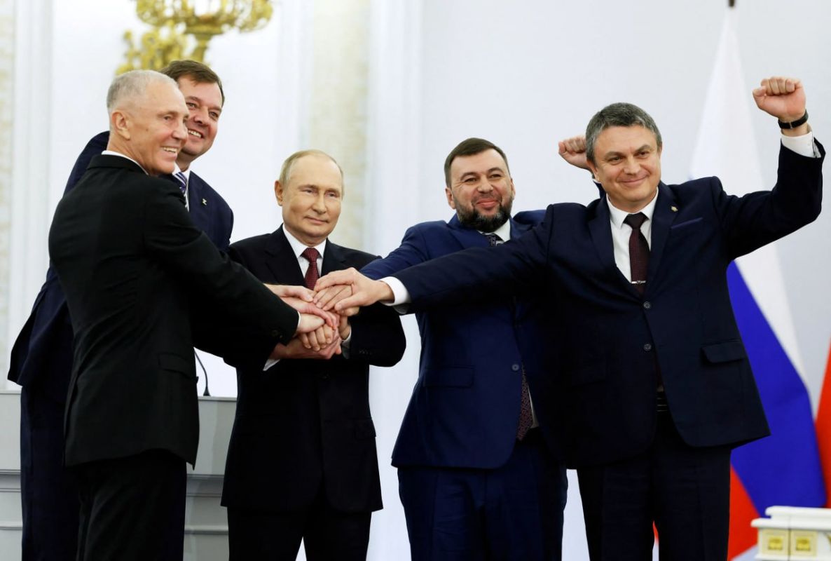 Анатолий Кузичев: Сегодня в России отмечают День воссоединения ДНР, ЛНР, Запорожской и Херсонской областей с Россией