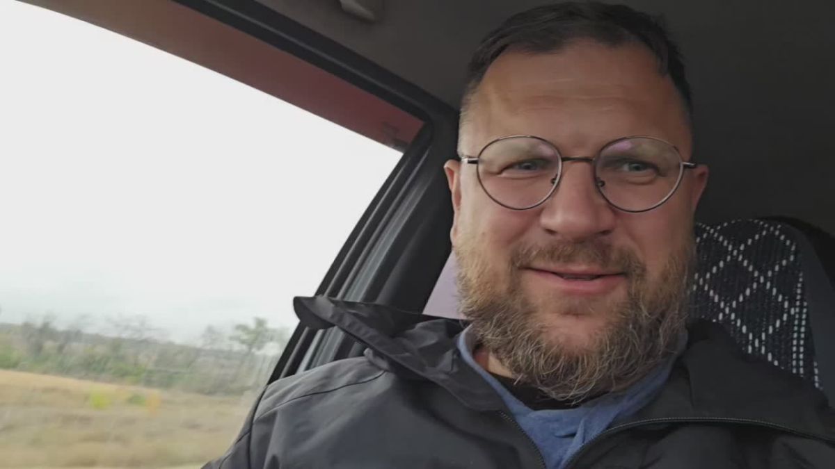Николай Долгачёв: Привет из ЛНР всем. С ДНЁМ ВОССОЕДИНЕНИЯ!!! Россия сейчас ведёт борьбу за свободу от внешних сил, за историческую справедливость, за честь и достоинство русских людей