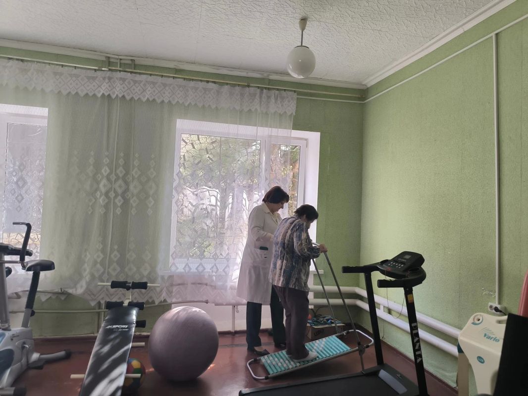 В Первомайском комплексном центре социального обслуживания населения (КЦСОН) всё большее внимание уделяют физической активности как ключевому инструменту поддержания качества жизни пожилых людей и граждан с инвалидностью