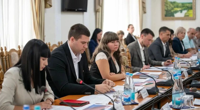 Инвесткомитет ЛНР рассмотрел проекты с объемом вложений более 1,9 млн рублей