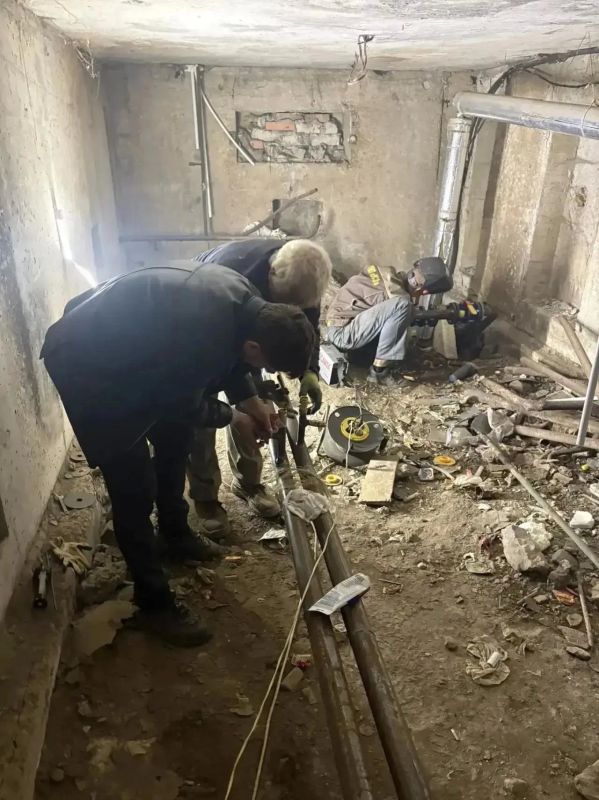 Калужские аварийщики заменили стояки в жилом доме на квартале 60 лет СССР