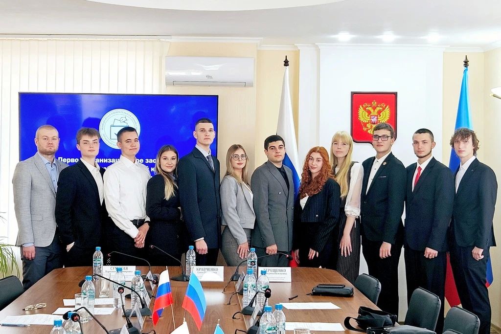 Полномочия первого состава Молодёжной избирательной комиссии ЛНР окончены