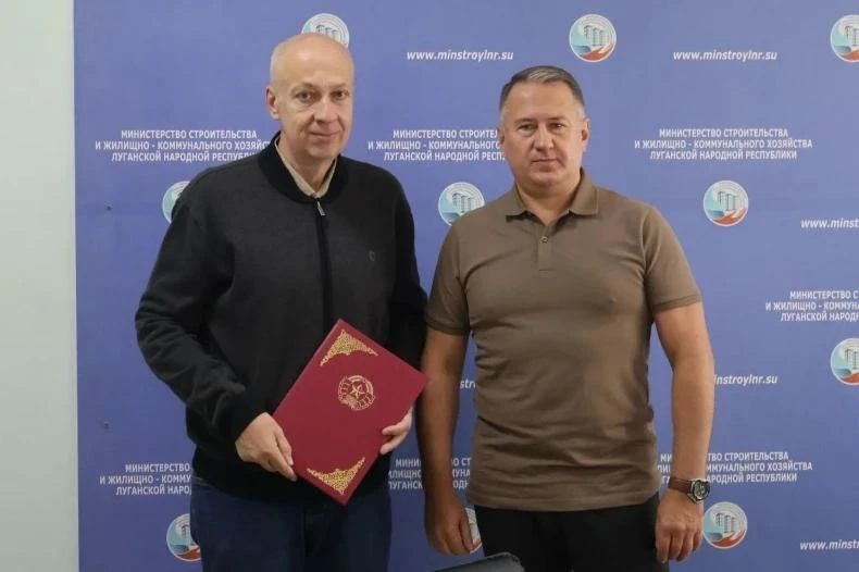 Игорь Ковальчук: Вклад представителей Красноярского края в развитие нашего округа отмечен на республиканском уровне