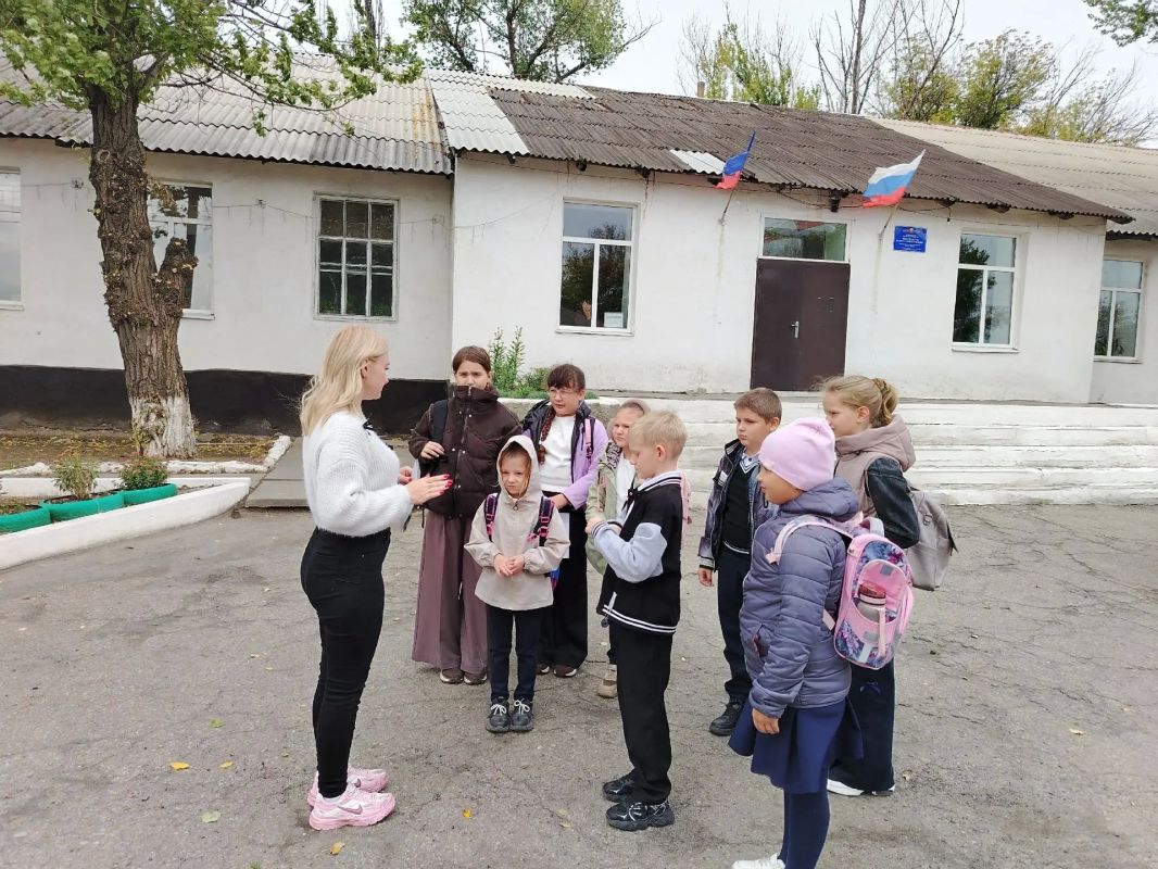 «Если фликер на тебе — ты заметен в темноте!» под таким названием прошла беседа в пгт Нагольно-Тарасовка