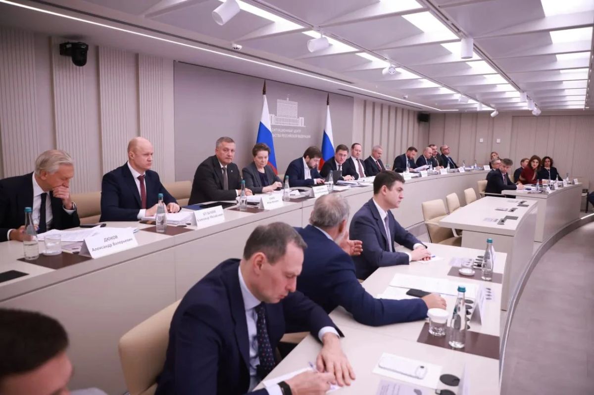 Новак поручил стабилизировать поставки топлива