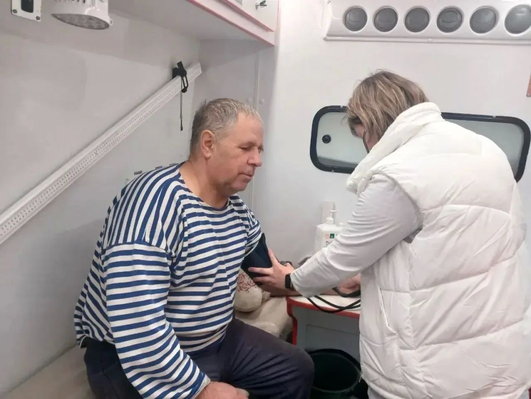 Выездной десант здоровья: итоги работы передвижного ФАПа Славяносербской ЦРБ в селе Кряковка