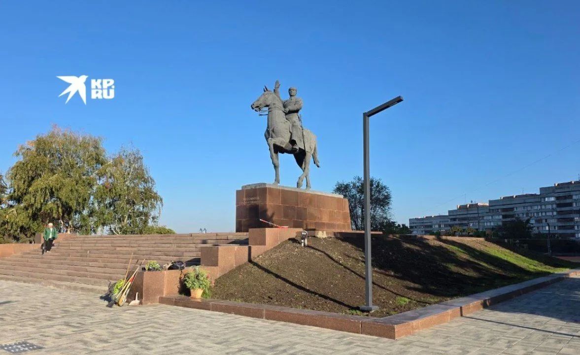 В Луганске наказали тех, кто торгует где попало и не убирает за собой