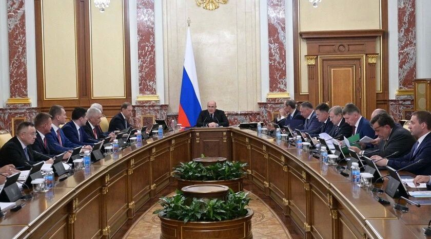 Кабмин учредил две новые стипендии для студентов-технарей