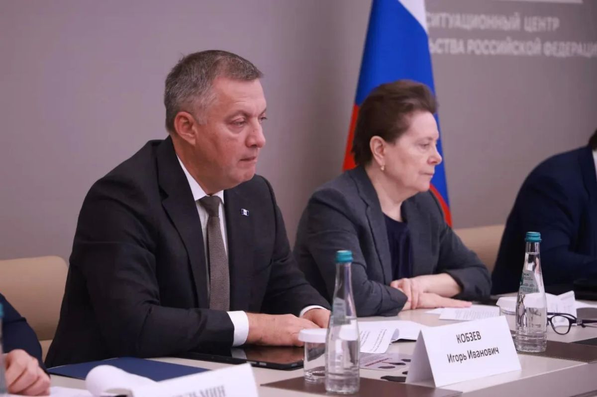 Новак поручил стабилизировать поставки топлива