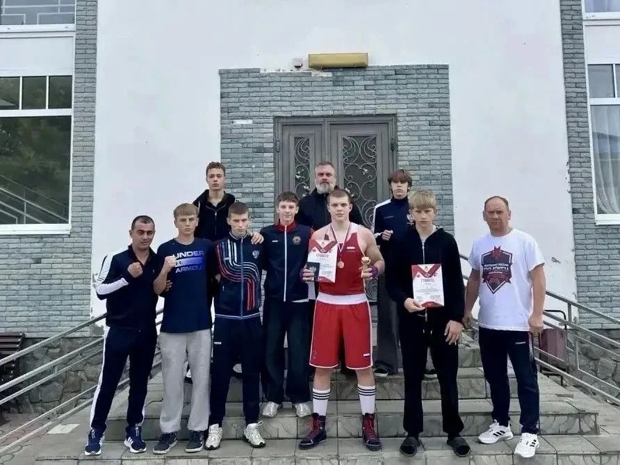 АЛЧЕВСКИЕ СПОРТСМЕНЫ — В ЧИСЛЕ ЛУЧШИХ НА ВСЕРОССИЙСКИХ И МЕЖДУНАРОДНЫХ СОРЕВНОВАНИЯХ