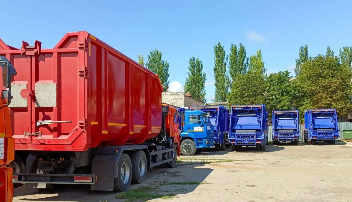 Четыре удара БПЛА пришлись по центру утилизации отходов в Луганске