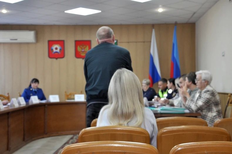 Проведено заседание Комиссии по делам несовершеннолетних и защите их прав