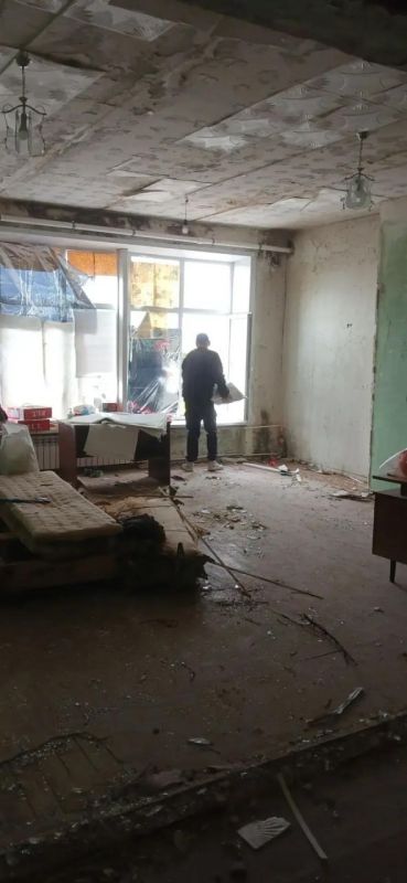 Ивановские строители продолжают ремонтные работы в Марковском доме культуры