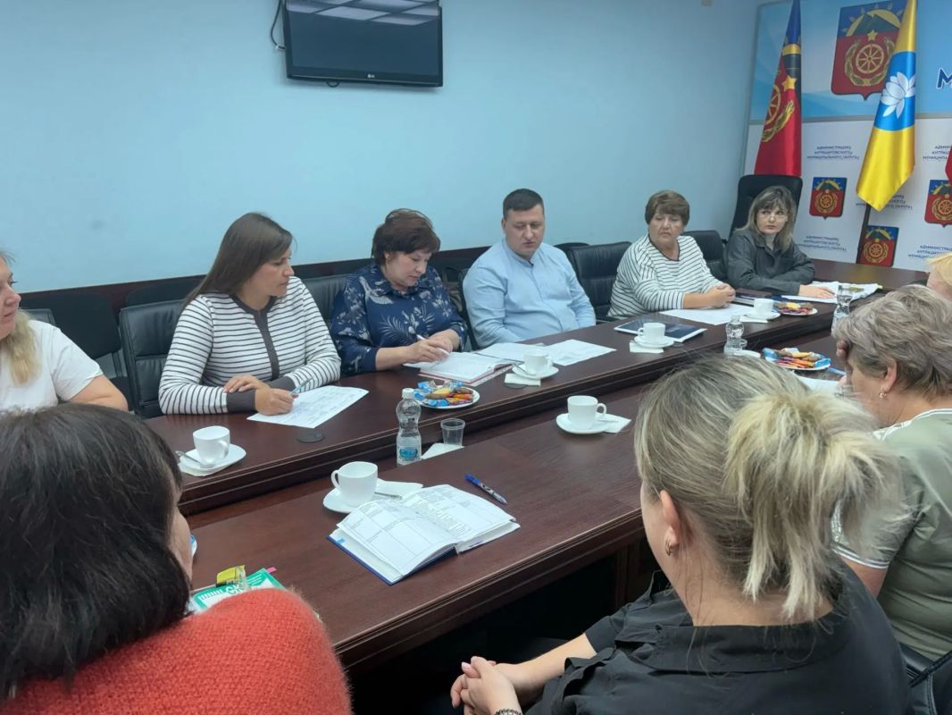 В Антраците прошла тёплая и по-настоящему важная встреча с семьями погибших участников Специальной военной операции, чтобы услышать каждого, разделить боль и поддержать словом и делом