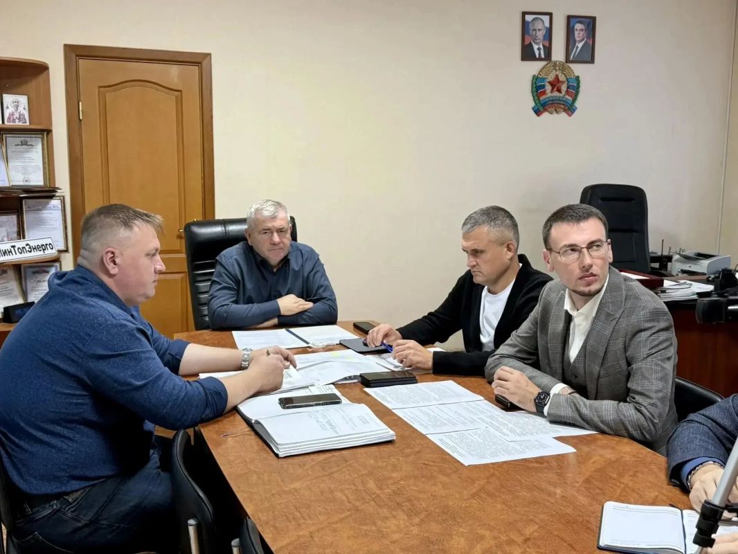 В ЛНР обсудили меры по обеспечению безопасности электроснабжения региона