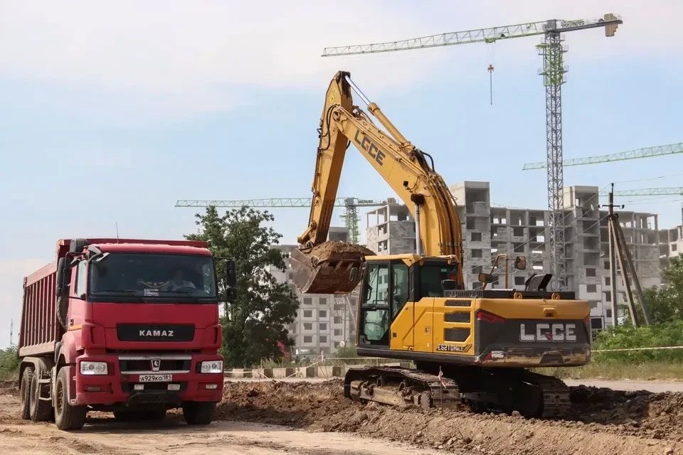 В Луганске уже в этом году появится 5 километров новых дорог