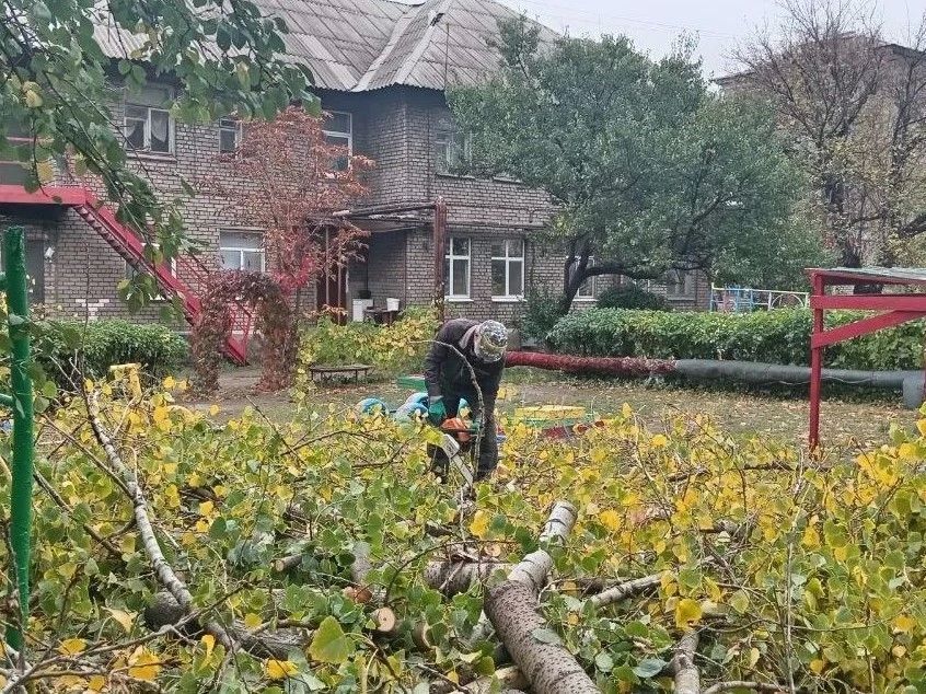 Коммунальными службами проведены работы на территории города