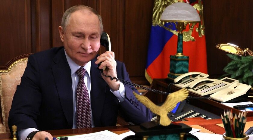 Путин обсудил с Папой Римским гуманитарную поддержку жителей Алешек