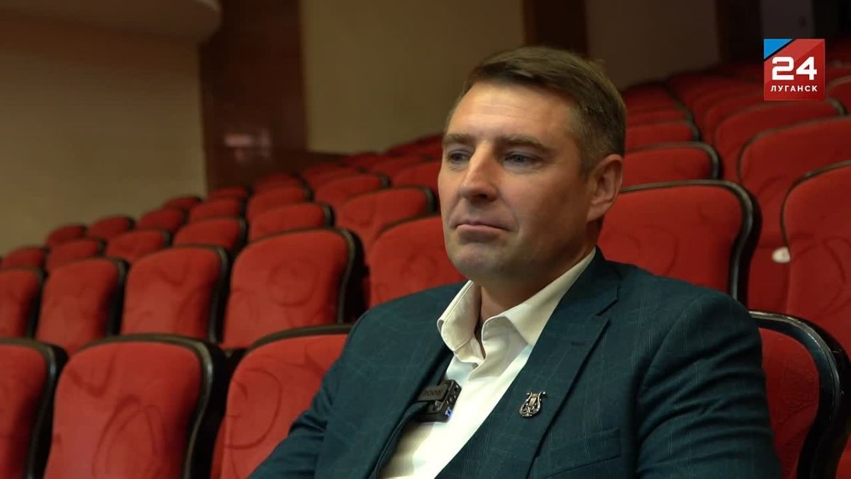 «Настоящий казак с белозубой улыбкой сквозь бороду»