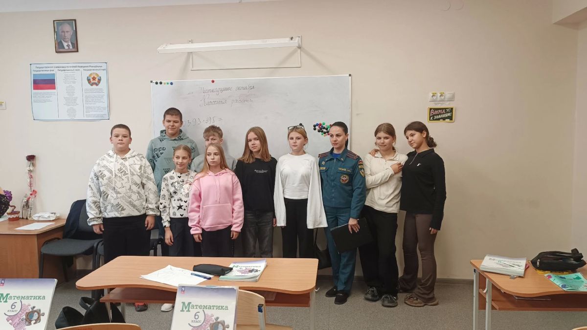 Отдел надзорной деятельности и профилактической работы по городу Северодонецку УНД и ПР ГУ МЧС России по ЛНР провел профилактические беседы с учащимися школ на темы пожарной безопасности и правил поведения при угрозе атаки...