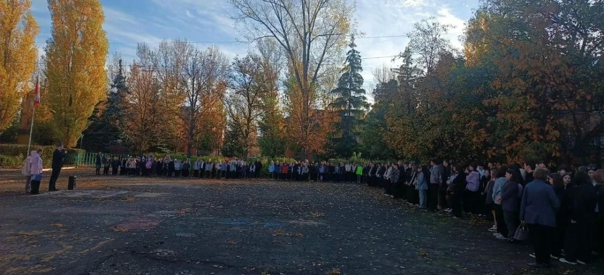 В Лутугинской школе №1 прошла учебная тренировка по эвакуации