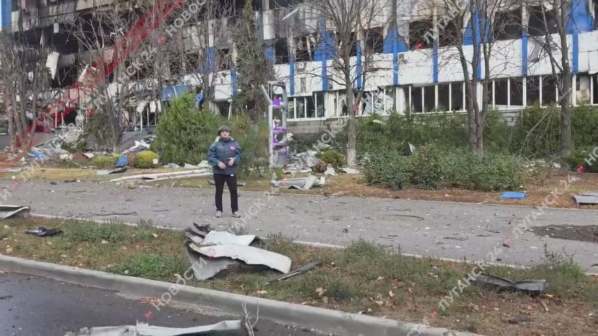 По центру Луганска нанесён массированный удар: серьёзно повреждено здание ЛТК