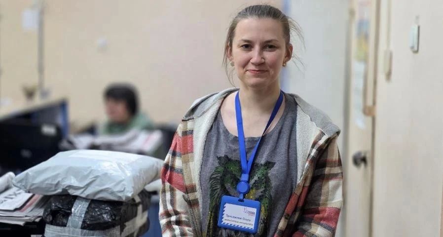 ЛЮДИ НА МАРШРУТЕ. Почтальон Наталья Волкова коротко о своей работе: