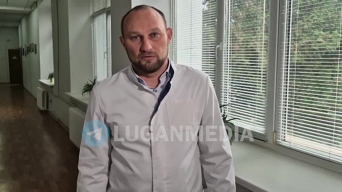 Главный врач Алчевской центральной городской многопрофильной больницы Дмитрий Пышкин рассказал о состоянии пациентов, пострадавших в результате атаки БПЛА: