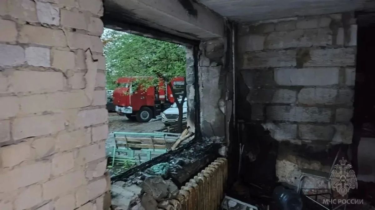 Трое человек пострадали при пожаре в Алчевске