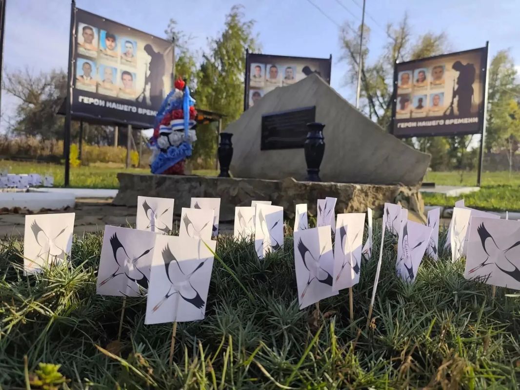 В пгт Фащевка прошел митинг «Белый журавль - символ мужества»