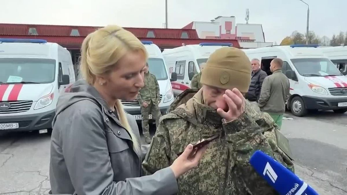 270 наших бойцов вернулись домой из плена