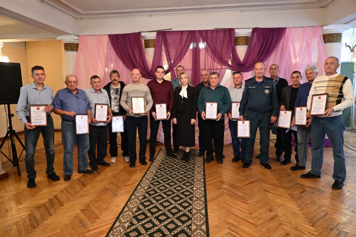 В Краснодоне поздравили работников транспорта