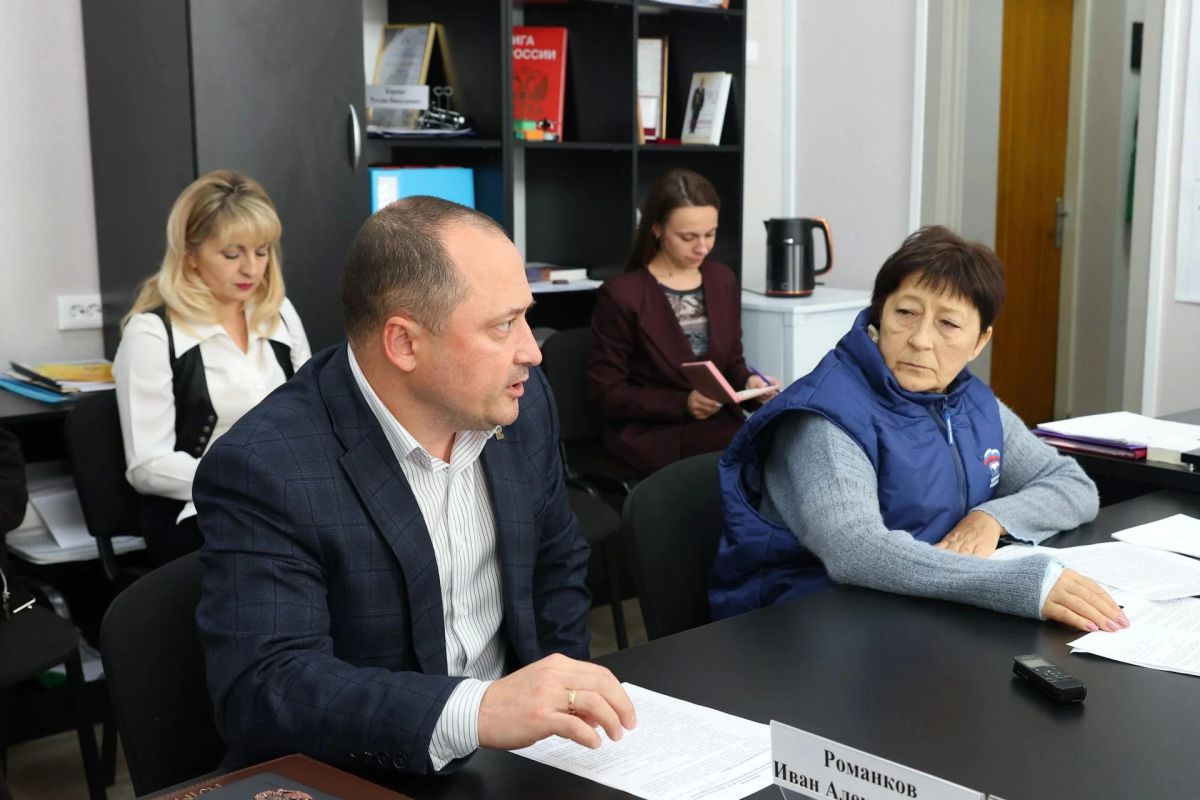 В ЛНР обсудили перспективы возобновления железнодорожного сообщения