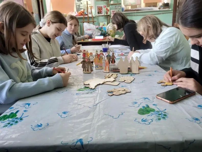 Кировский городской Дворец культуры продолжает цикл мероприятий, приуроченных к Году единства народов Российской Федерации