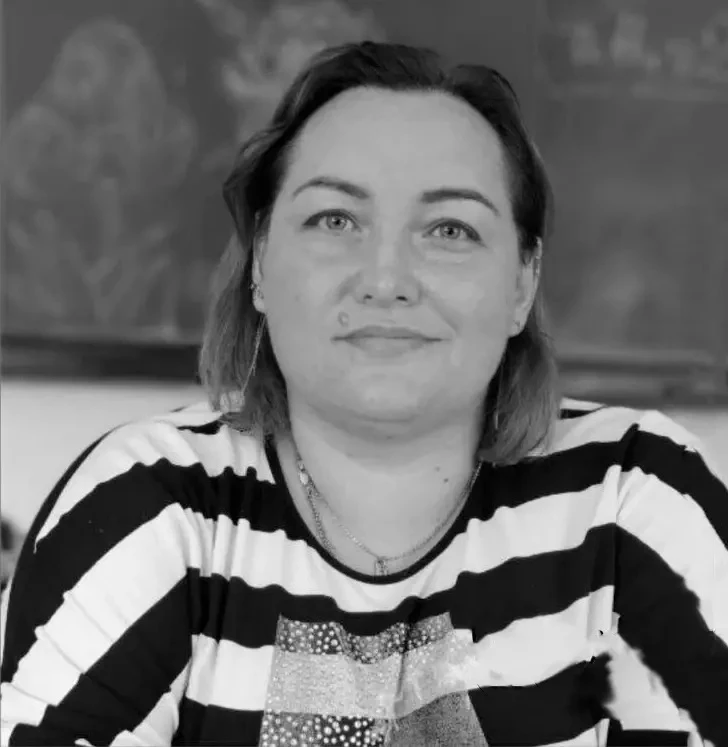 Погибшая при атаке киевских боевиков на Луганск Оксана Зверева, работала преподавателем Далевского университета, сообщили в вузе
