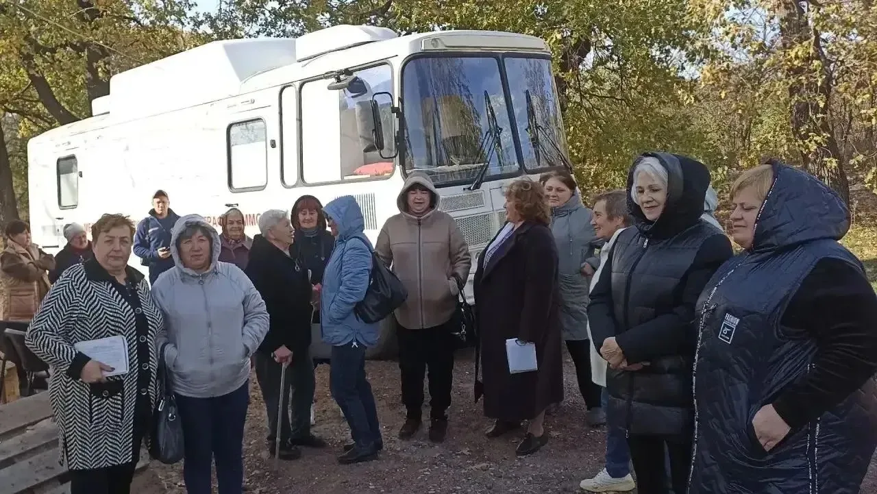 Передвижной флюоромаммографический комплексе Славяносербской ЦРБ продолжает свою работу